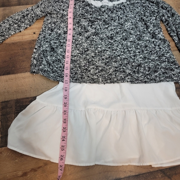 Large Club Monaco Layered Sweater Flowy - Picture 5 of 6